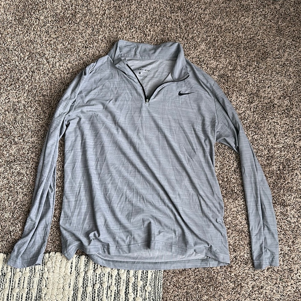 Nike Pullover